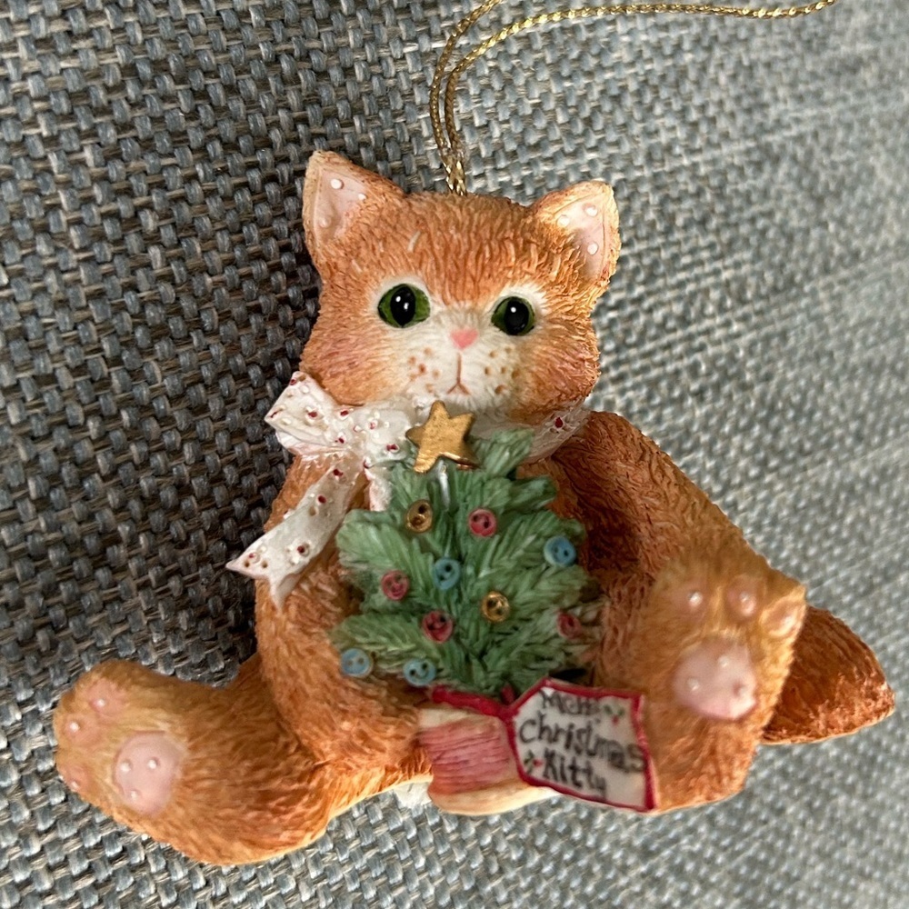 1995 Enesco Calico Kittens #144266 “Merry Christmas Kitty” Ornament